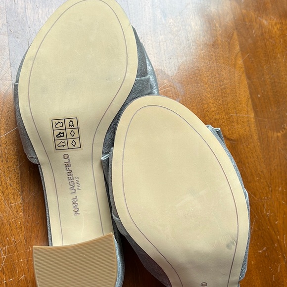 Karl Lagerfeld Henri Bow Pearl Pewter Metallic Suede Block Heel Dress Mules 7.5 - Picture 8 of 11